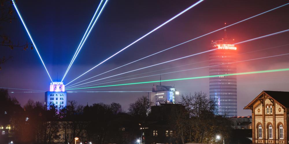 Lichter über der Stadt Jena anlässlich der Langen Stadt der Wissenschaften 2019